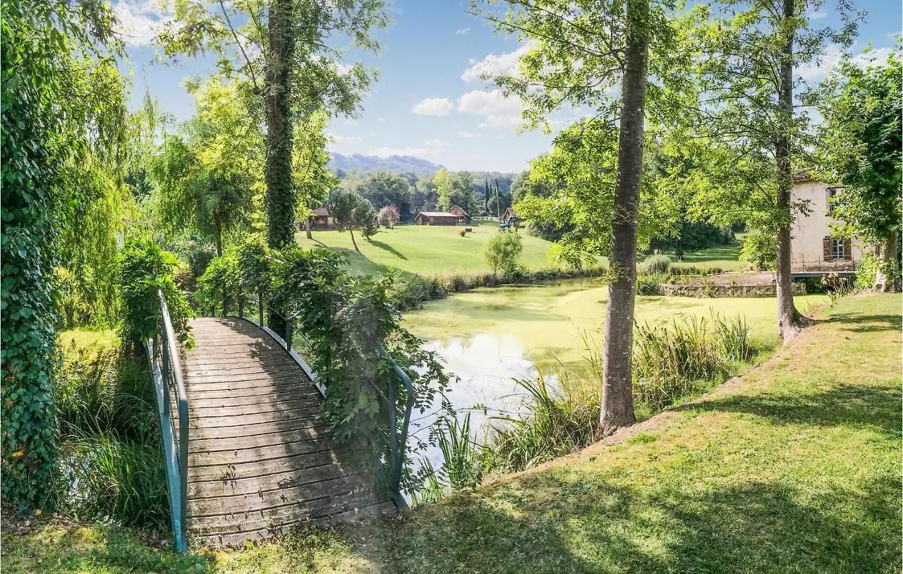 3 Bedroom Nice Home In Sainte Croix-Volvestre Montberaud