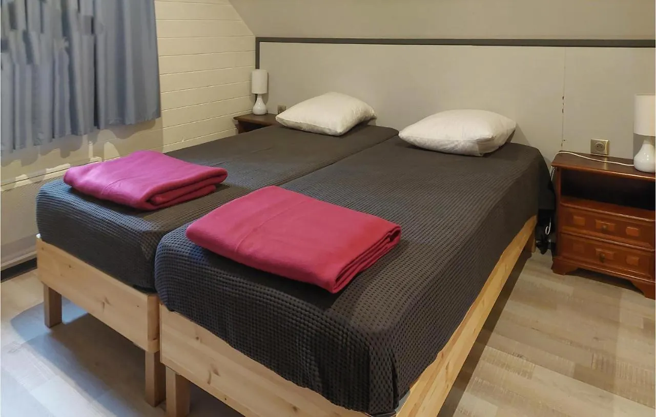 Dom wakacyjny 3 Bedroom Nice Home In Sainte Croix-Volvestre Montberaud